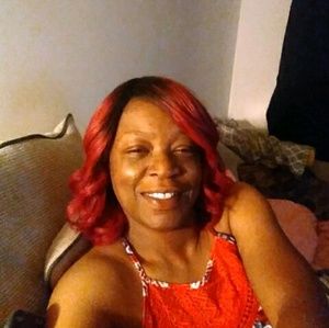 Meet your Posher, Pamela